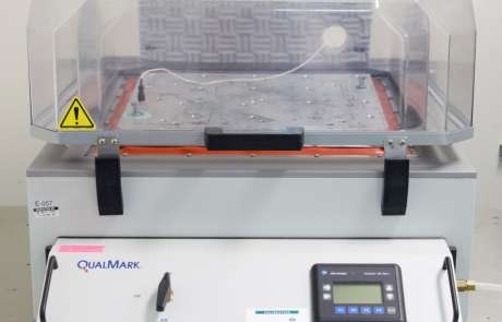 Vibration table 